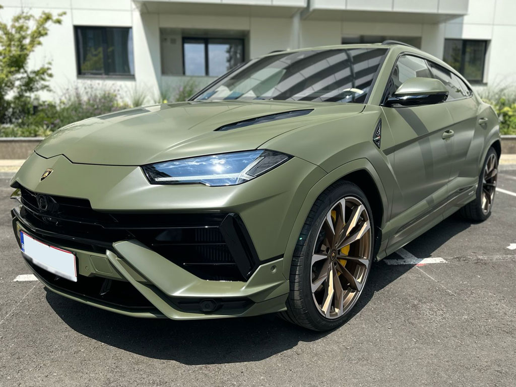 Lamborghini URUS